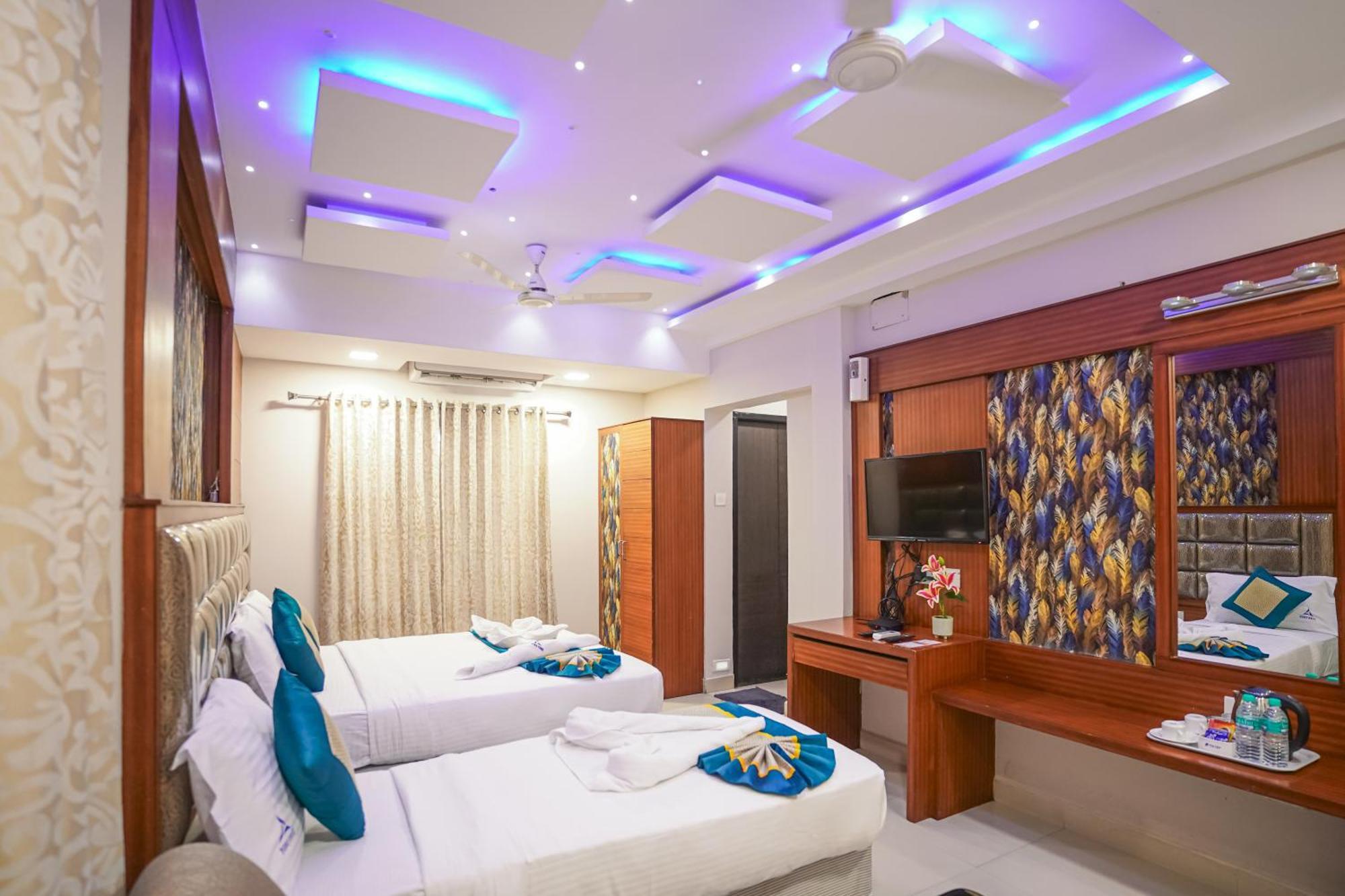 Pine Tree Boutique Hotel Chennai Exteriör bild