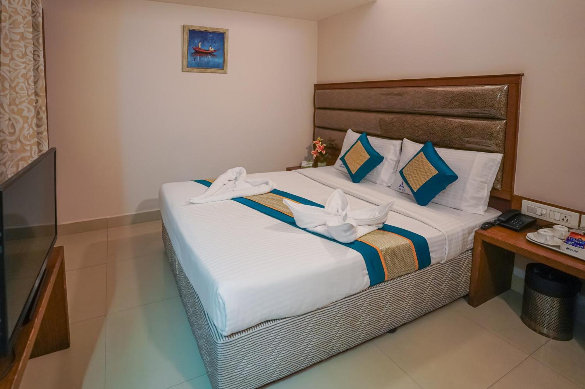 Pine Tree Boutique Hotel Chennai Exteriör bild