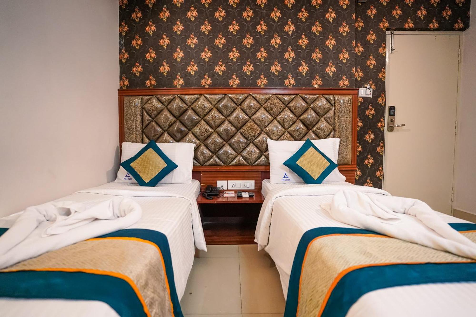 Pine Tree Boutique Hotel Chennai Exteriör bild