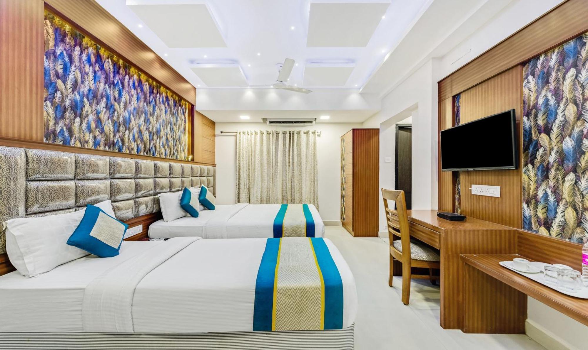 Pine Tree Boutique Hotel Chennai Exteriör bild